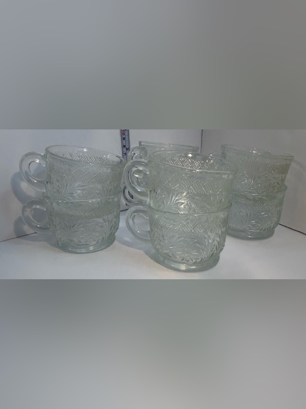 Set of 8 L.E. Smith "Holiday" Pattern Punch Cup